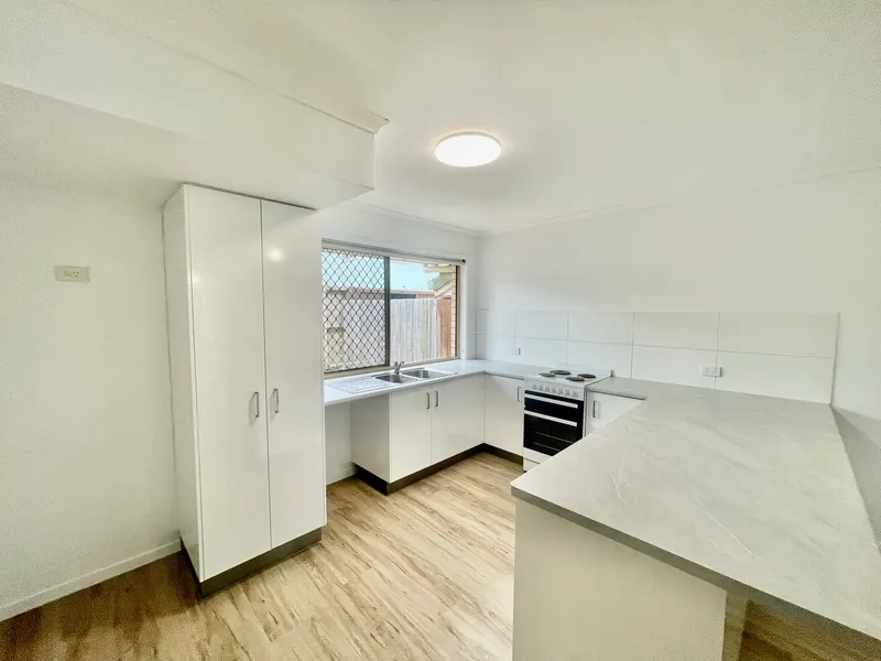Available Now!!! 3 Bedroom Unit In Coolum