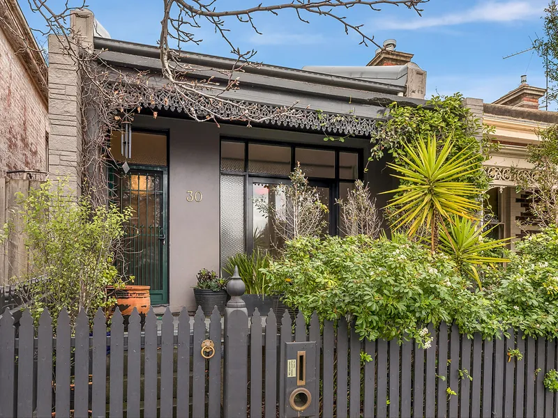 Inner-City Haven of Elegance and Style