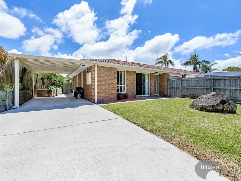 Beautifully Renovated Duplex - Huge Entertaining - Large Workshop/Shed - Fully Fenced