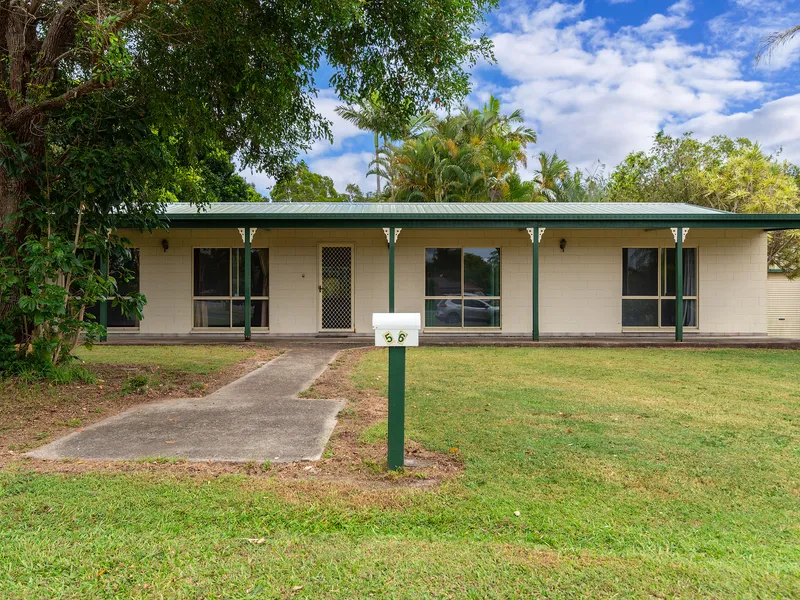 Granny Flat - Huge Block - Nature Reserve Backdrop