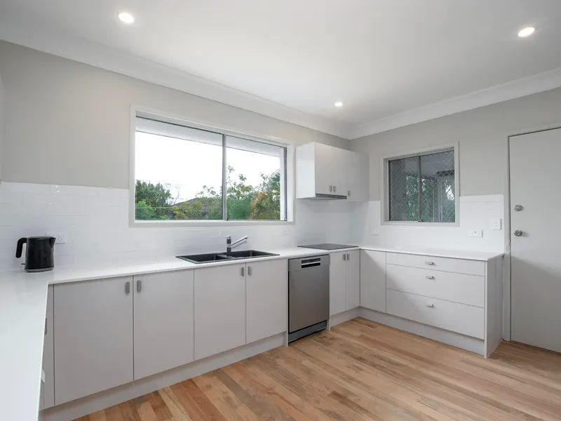 Freshly Renovated Home For Rent Walking distance to Chermside Shopping Centre