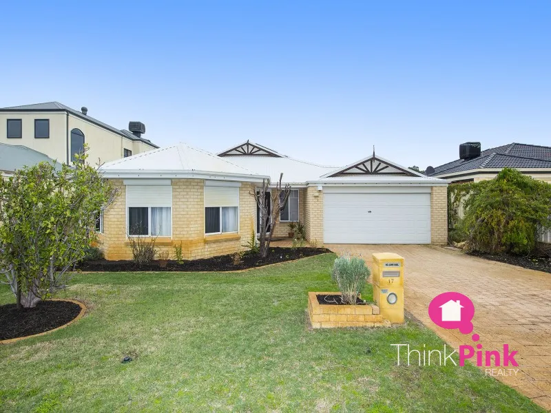 SUPER SIZE HOME IN CUL-DE-SAC