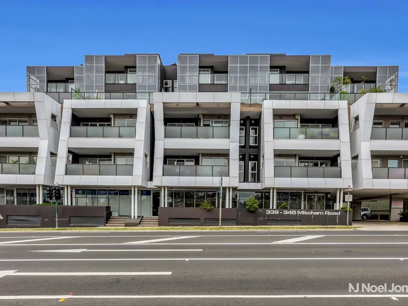 Leisurely Lifestyle in Prime Mitcham Location