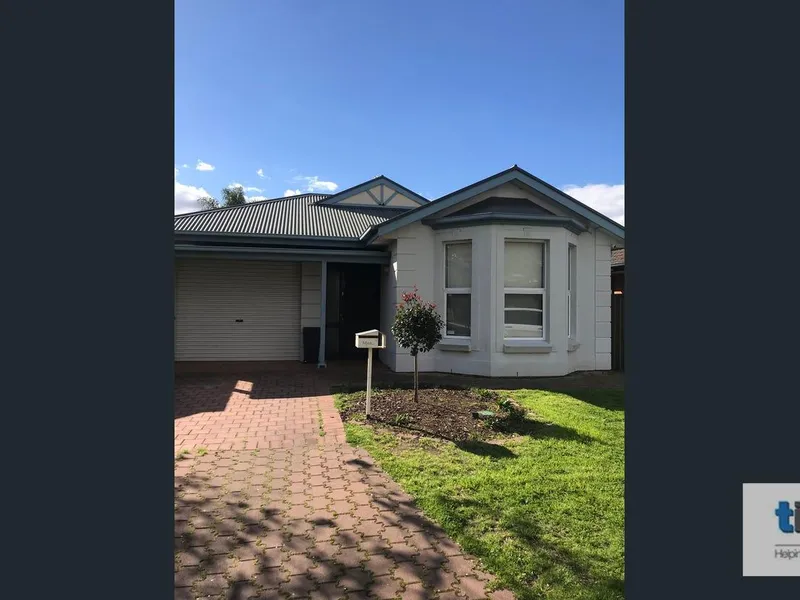 IMMACULATE HOME IN GREAT LOCATION