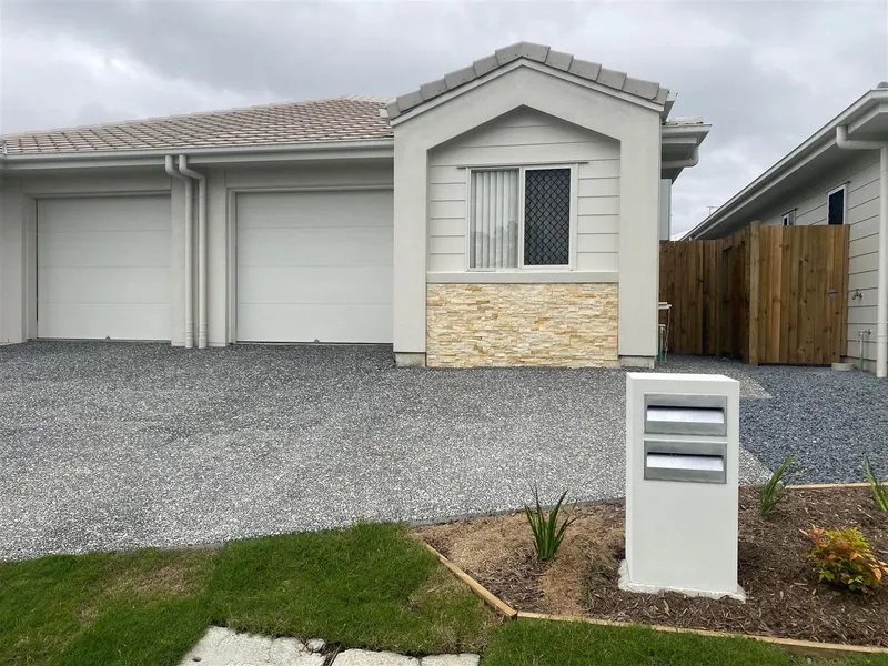 3 Bedroom Duplex Available Now - January 2022!