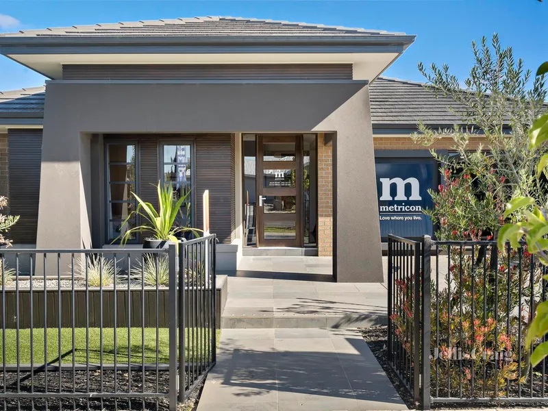 Sophistication & Elegance on Shortridge