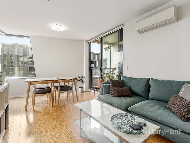 Inner City, Stylish Convenience