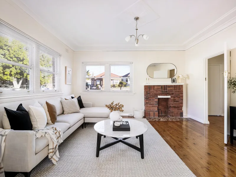 Well-maintained family home on an expansive corner block