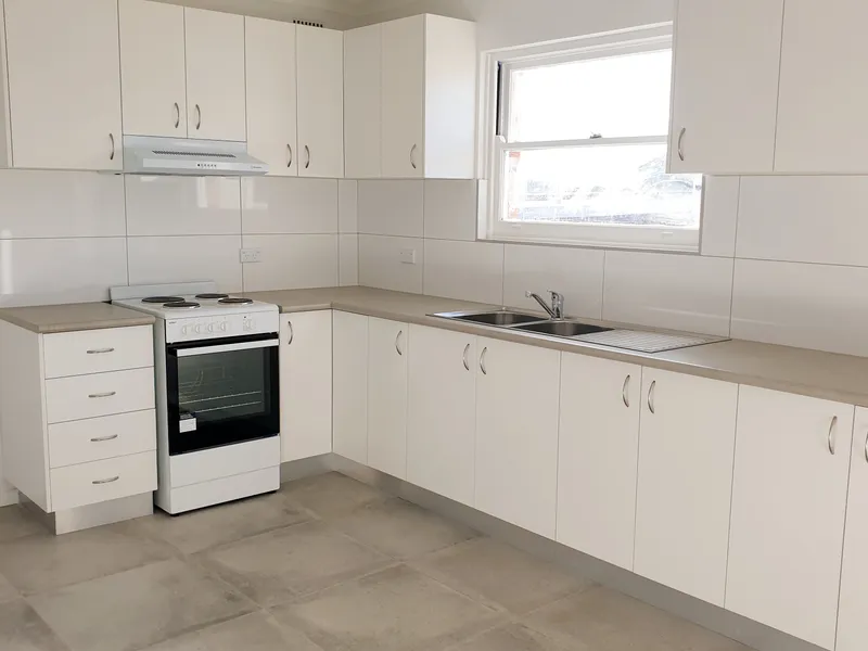 Modern Two bedroom self contained unit