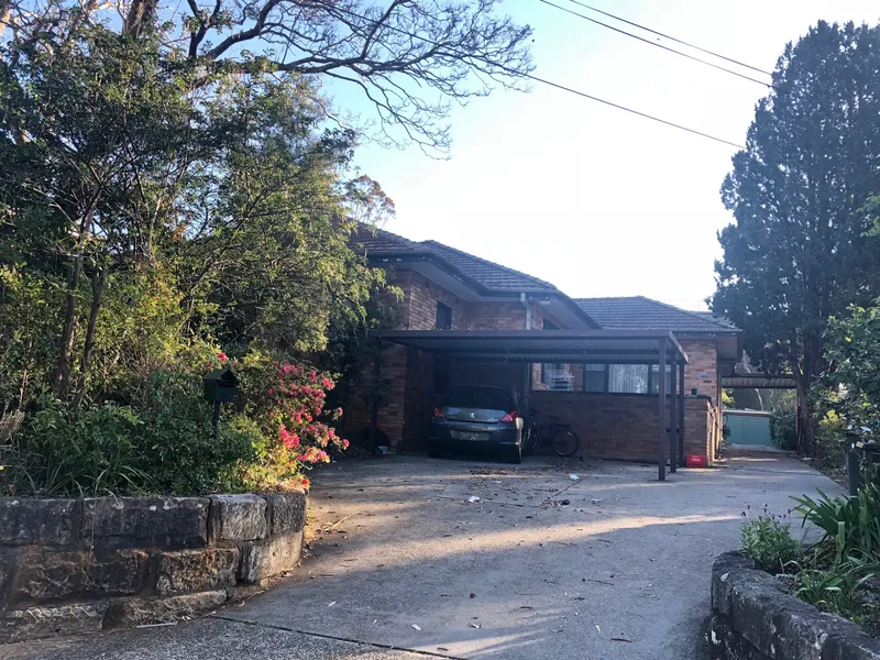 Partly furnished 8 Bedroom house with extra space of living area, lounge and dining