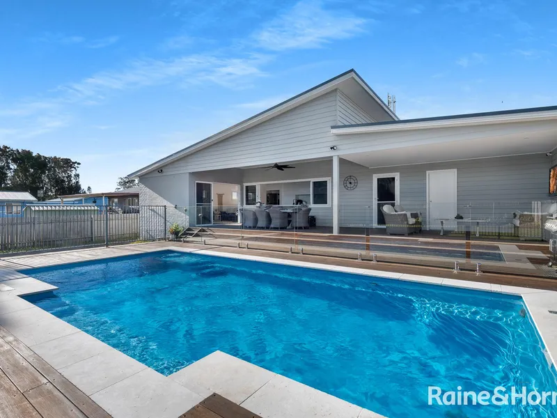 Party Time on Penguins Head Road