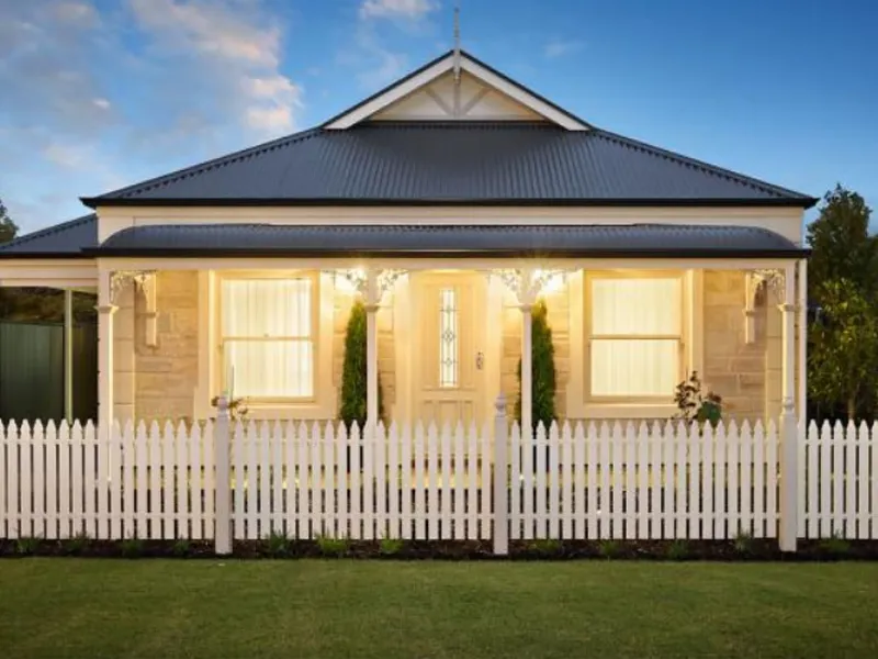 Another carefully curated Rossdale Homes, House & Land Package, this is a concept for a New Home to be built on this land and is based on the plan