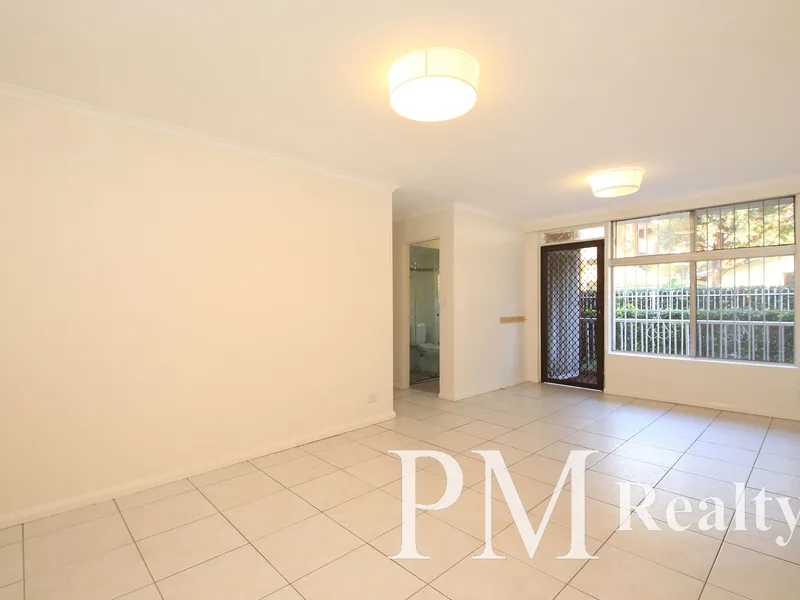 Immaculate Garden Apartment