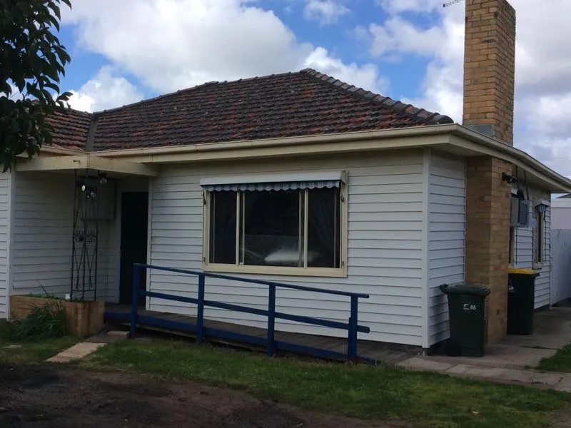 Please email louise.e@sweeneyea.com.au