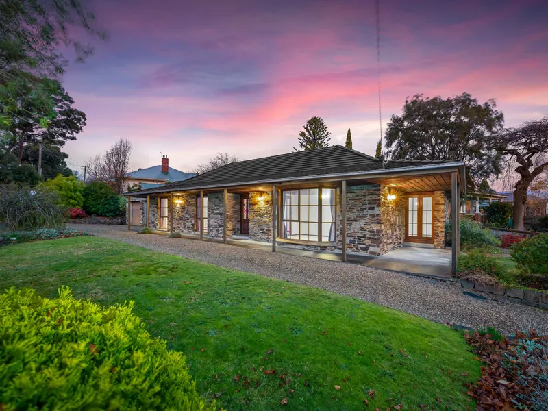 NORTH FACING CORNER ALLOTMENT IN THE HEART OF SOLDIERS HILL