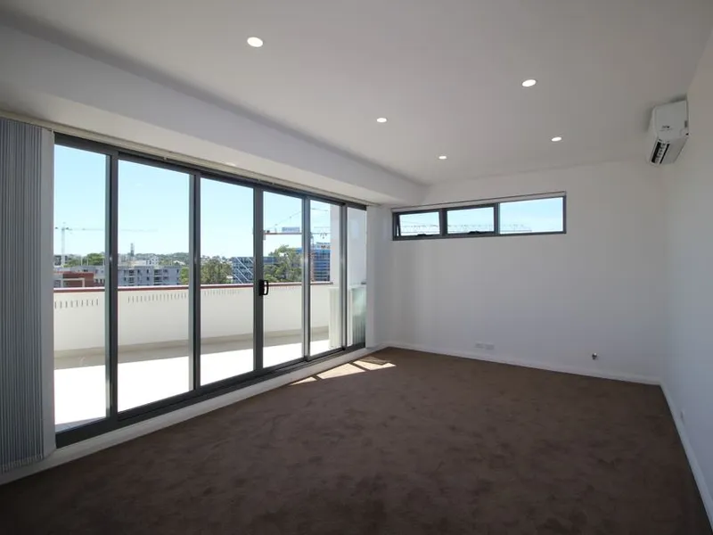 Prestige Two Bedroom Apartment in Prime Location