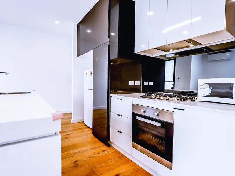 76 harvest Ct  Doncaster East VIC 