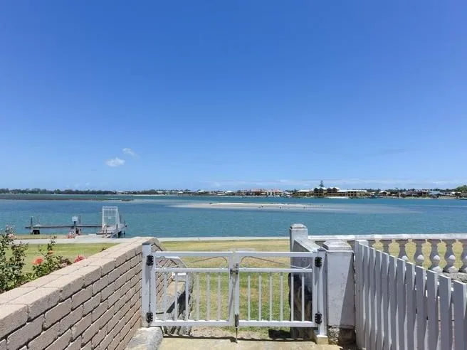 Lovely Estuary Location