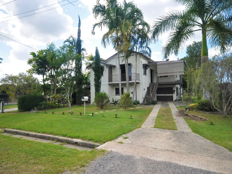 Flood Free Family Home & Self-Contained Granny Flat
