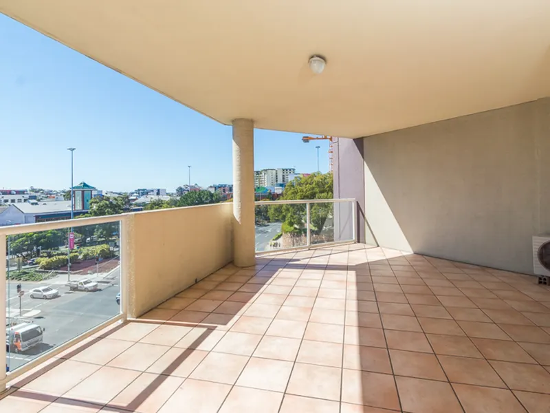 Spacious Apartment in the Heart of Fortitude Valley