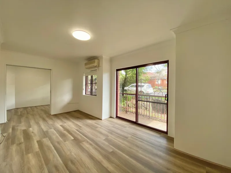 Newly Renovated 2 Bedroom Apartment