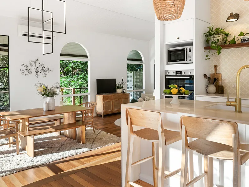 Unique Architecturally Designed Hinterland Home in The Heart of Possum Creek