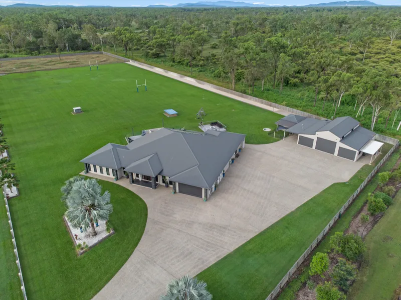 PALATIAL PERFECTION AND LAVISH LIFESTYLE EQUATE TO EXTRAORDINARY ACREAGE