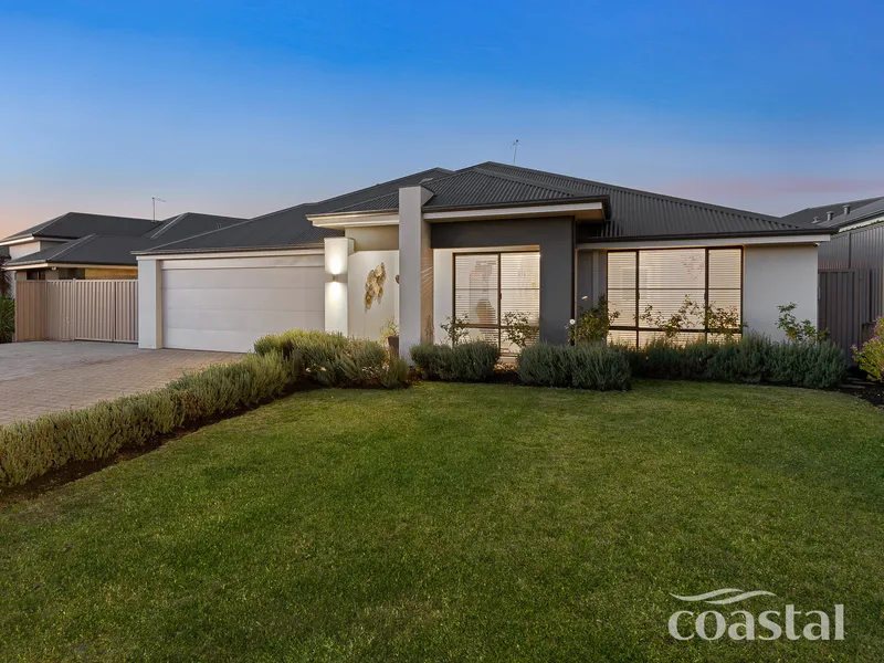LOOKING FOR FAMILY SPACE & SIDE ACCESS?
