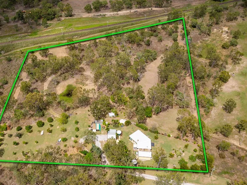 ESCAPE SUBURBIA - IVERAGH 7.5acres