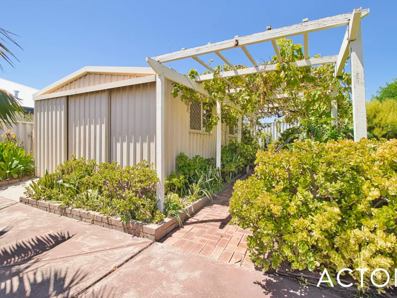 UNDER OFFER BY SHAUN HOGARTH ACTON ROCKINGHAM