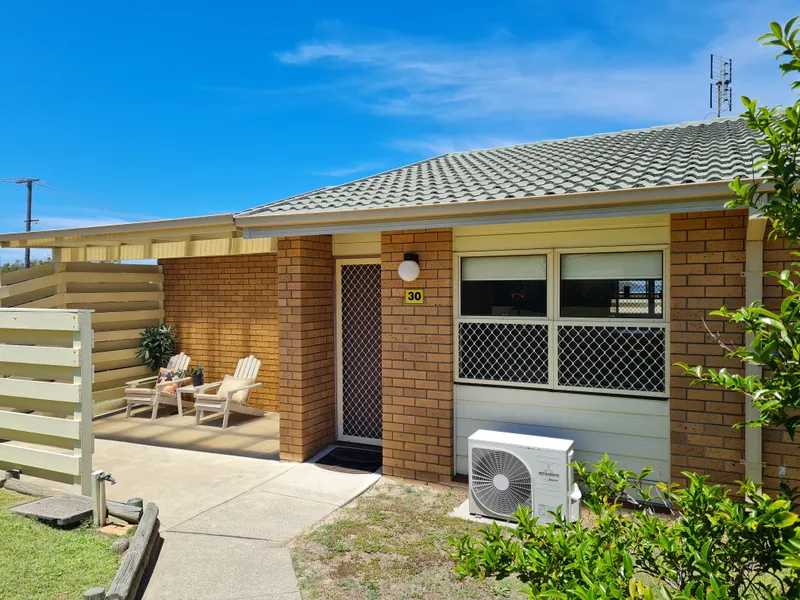 Renovated New 2 Bedrooms Unit!