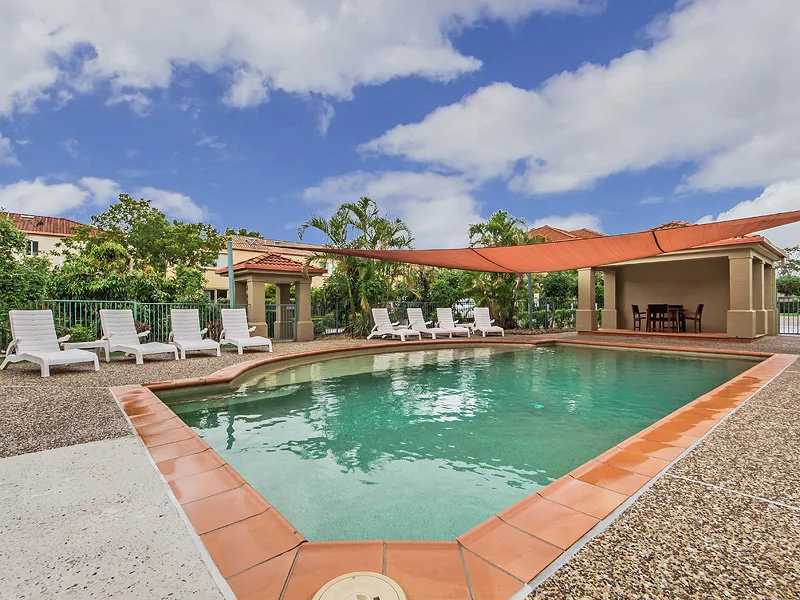 3 bedroom townhouse located in quiet, gated complex at Savannah Palms.