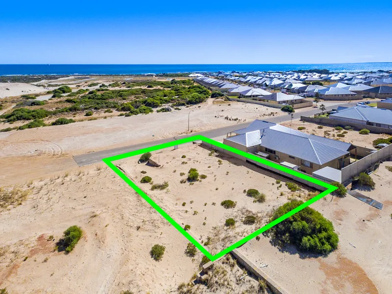 FIRST HOME BUYERS TAKE NOTE!!  Ocean Views!!