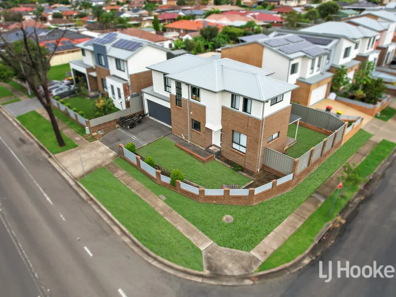 STUNNING FOUR BEDROOM HOME