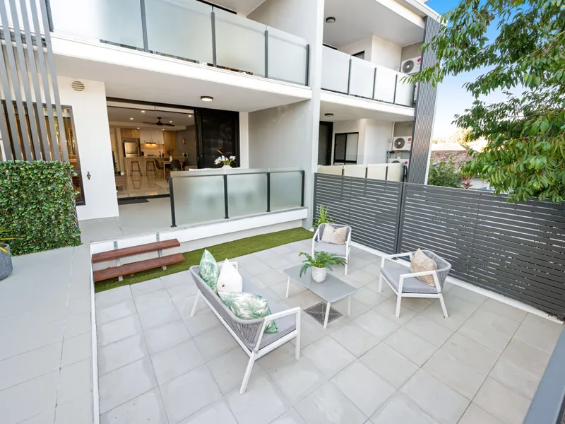 Affordable and Spacious Apartment with Private Courtyard