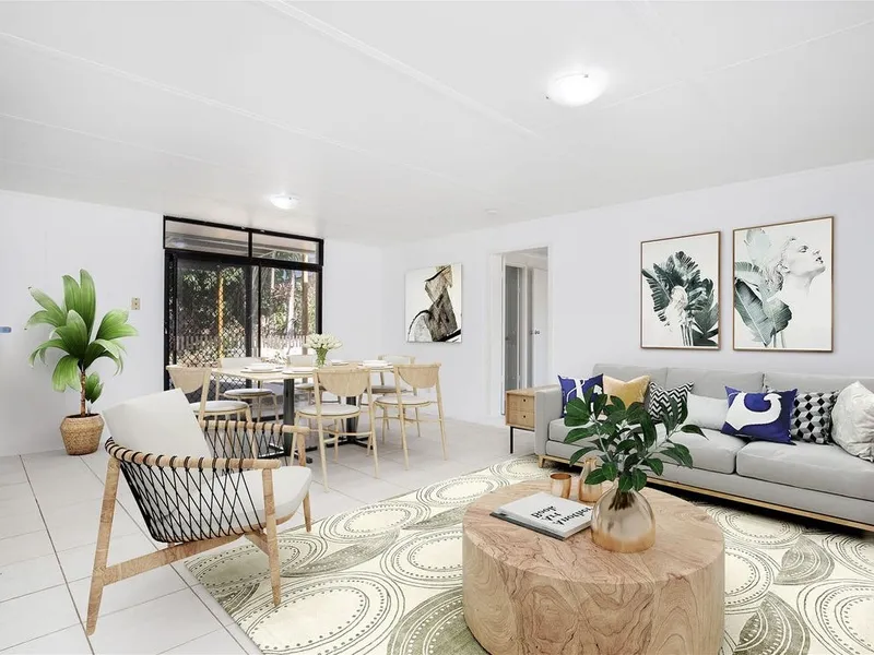 Living on top of the world in the very best Springwood central business district