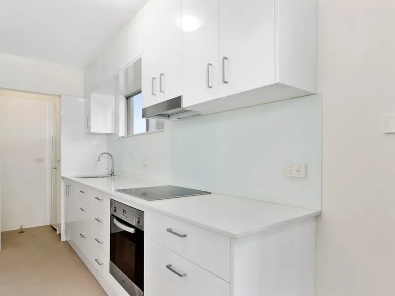 light-filled modern unit