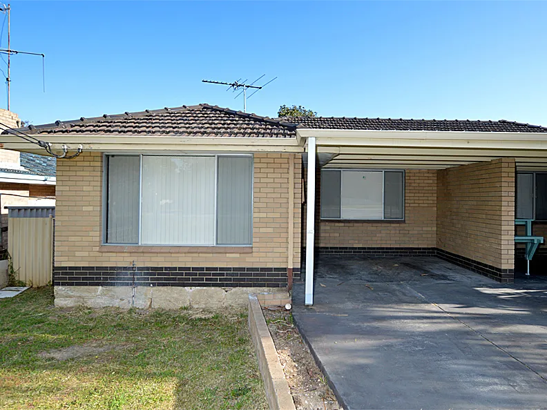 AFFORDABLE DUPLEX IN GREAT LOCATION