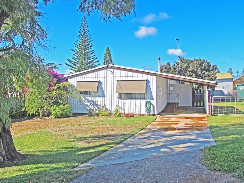 Solid investment in the heart of Jurien Bay