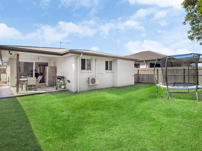 Modern home Situated in Popular Location