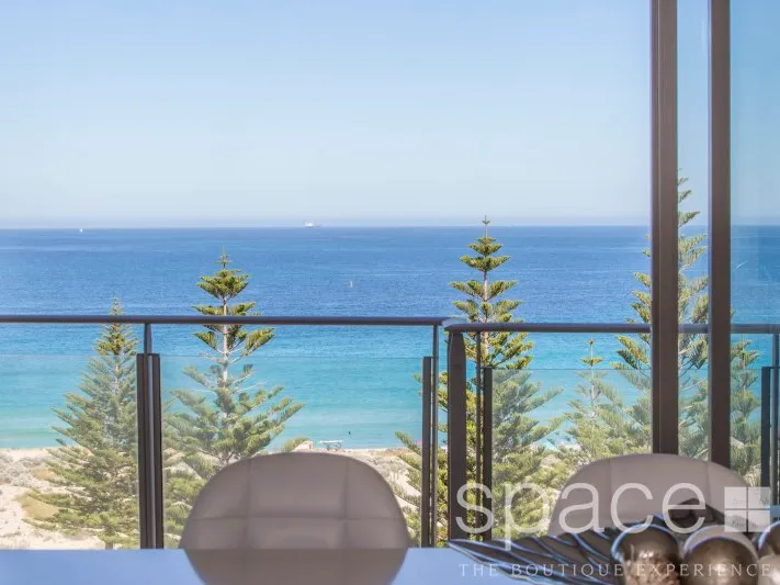 A MANSION IN THE SKY - IS THIS THE BIGGEST CONTEMPORARY APARTMENT ON THE PERTH BEACHFRONT? 