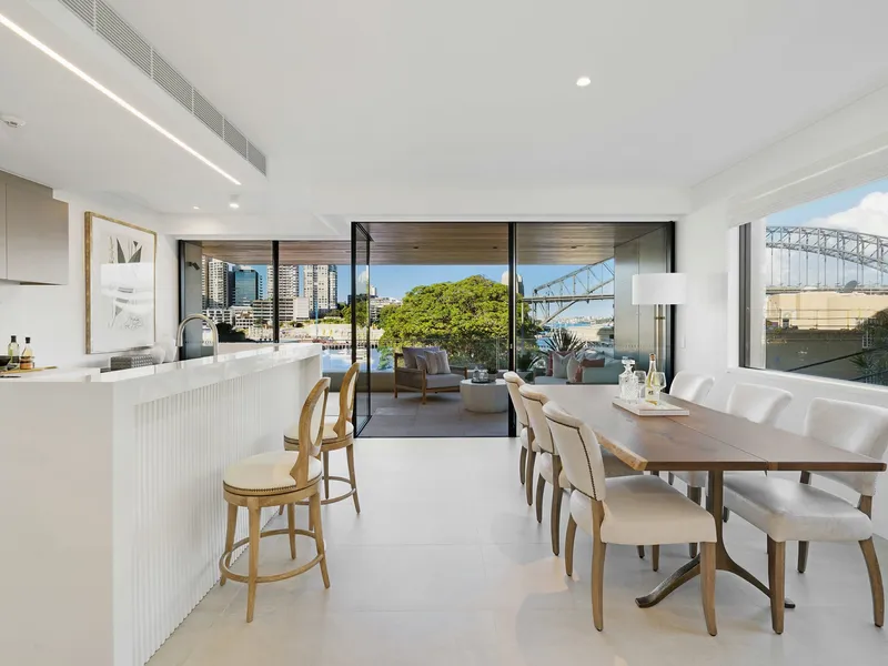 Architectural masterpiece with iconic harbour views