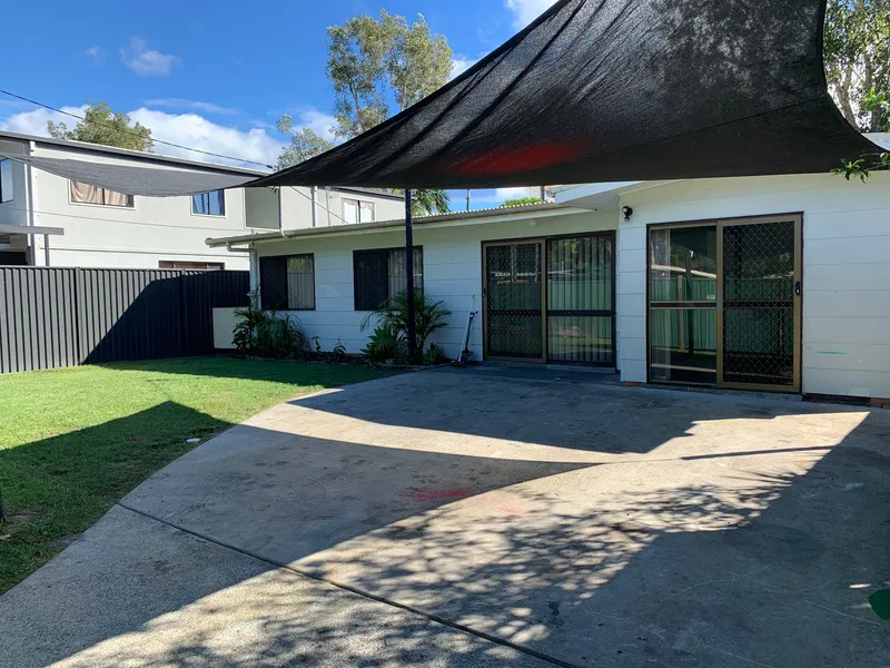 Coombabah Cottage