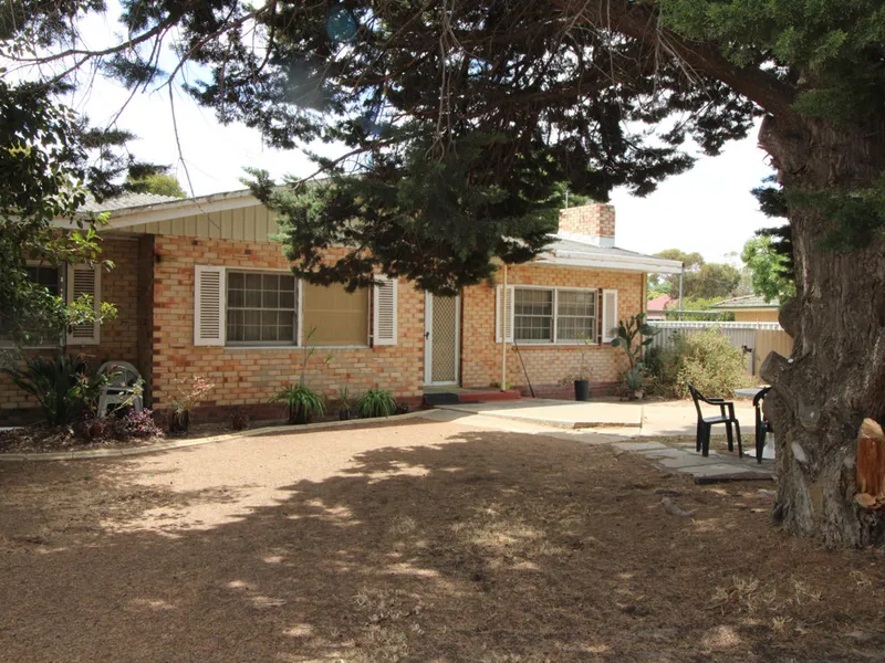 Bit of elbow grease and reap the rewards of this home in a great location!!