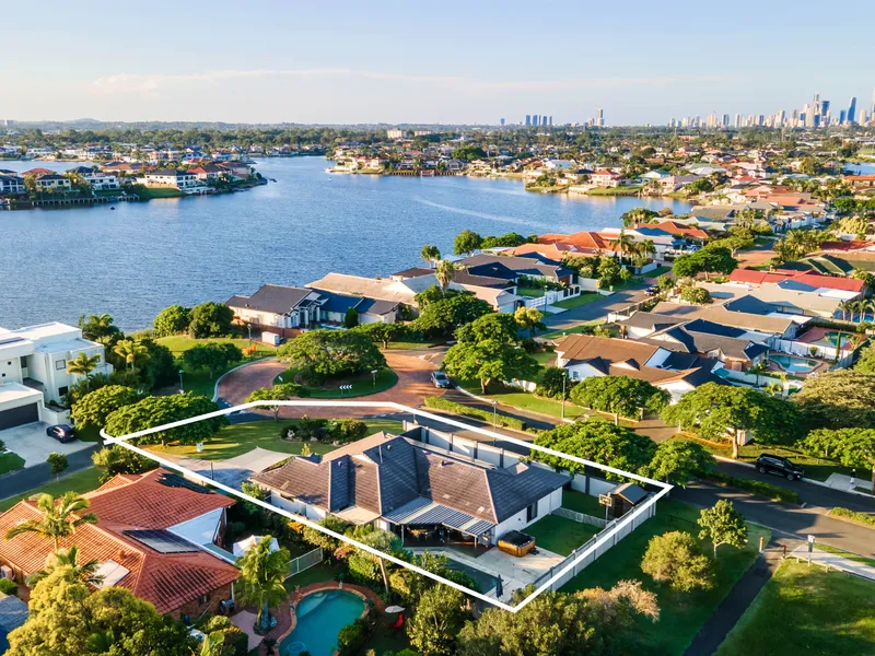 SINGLE LEVEL STYLE AND SOPHISTICATION