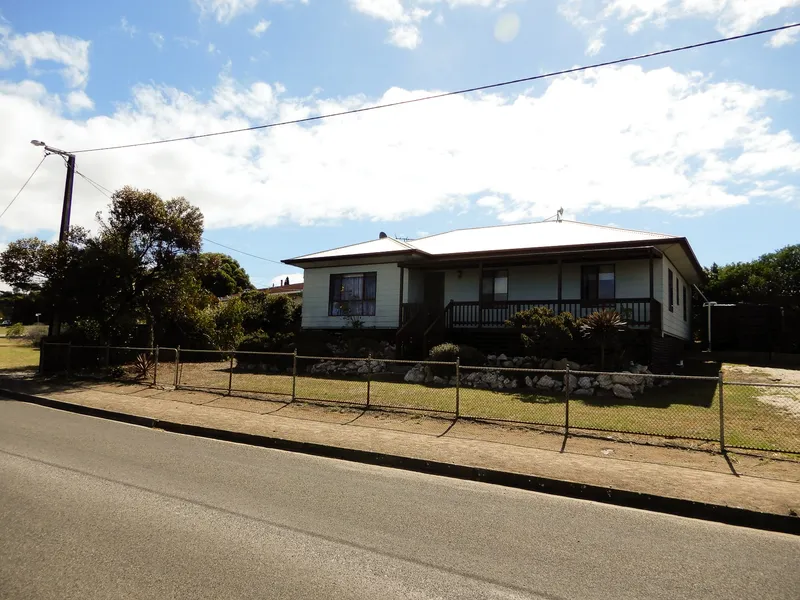 Waterfront location at a budget price!