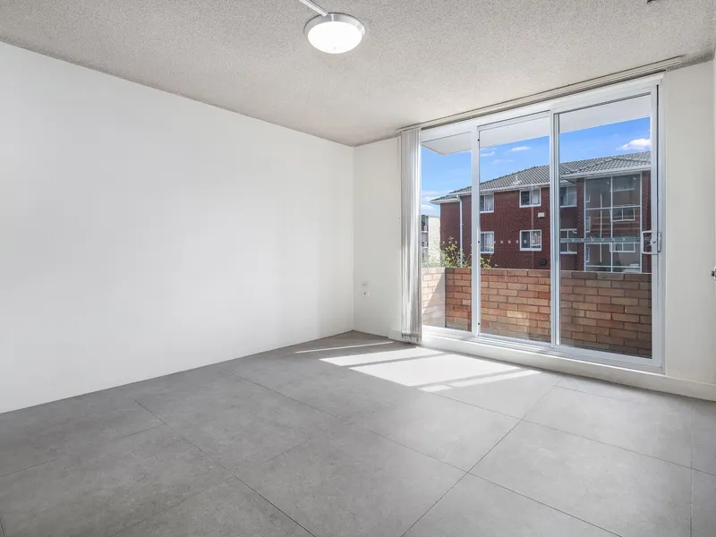 Chic apartment in Hillsdale