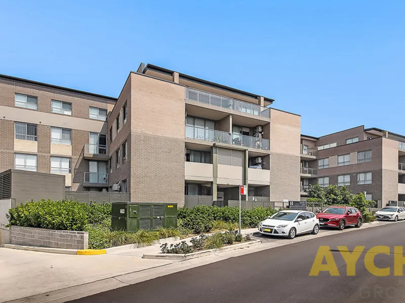 As new Apartment in Centenary Park Complex