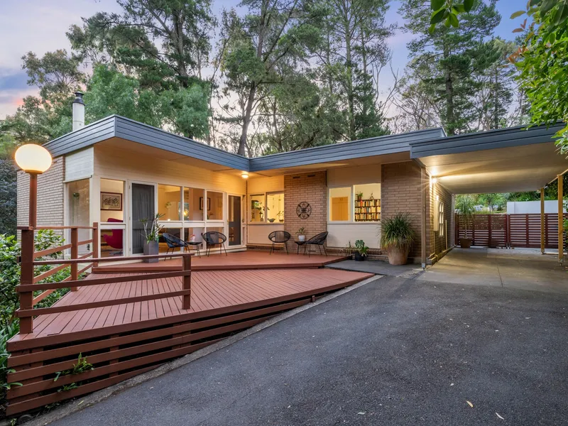 Tranquillity, space, and mid-century elegance