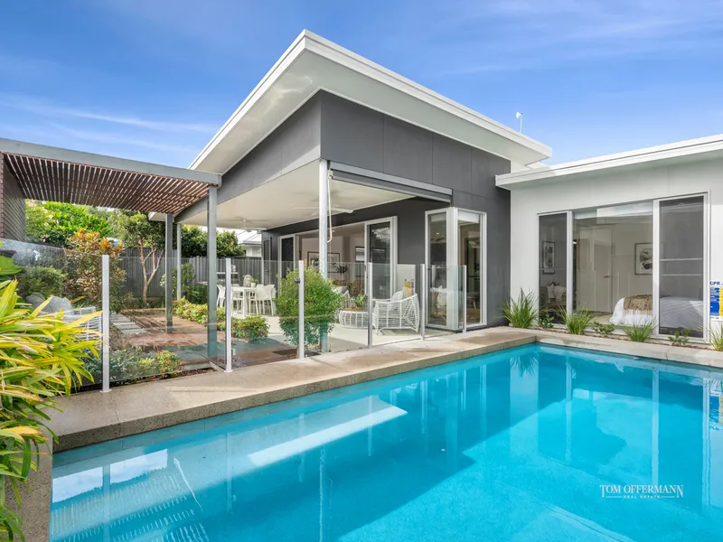 North Facing Architectural Elegance Surrounded By Nature.